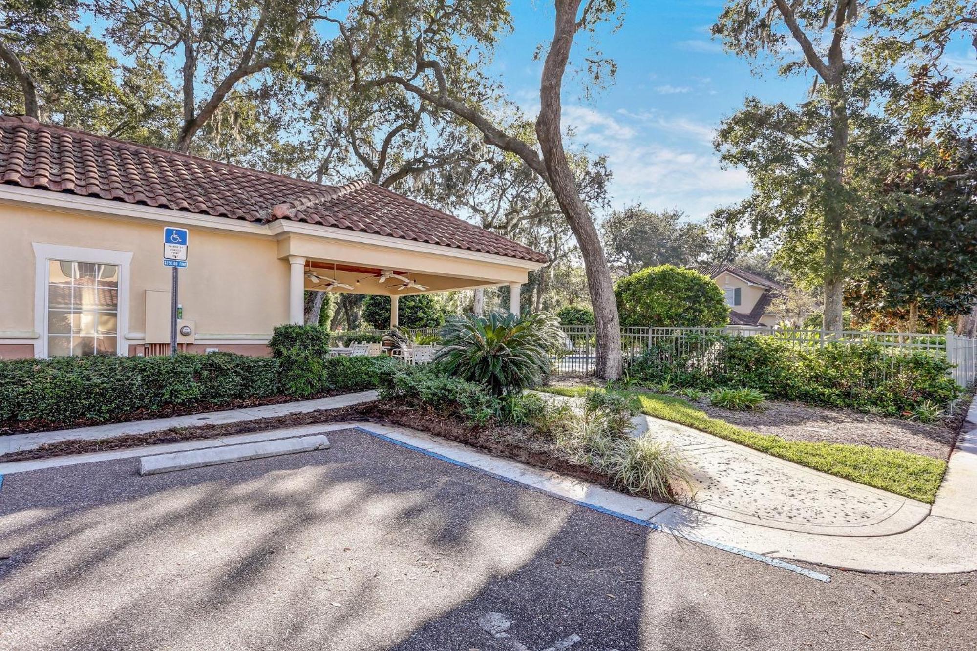 Gated Villas At Summer Beach American Beach Exterior foto